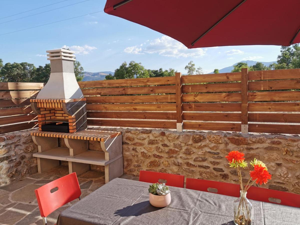 Casitas Pinilla Del Valle ภายนอก รูปภาพ